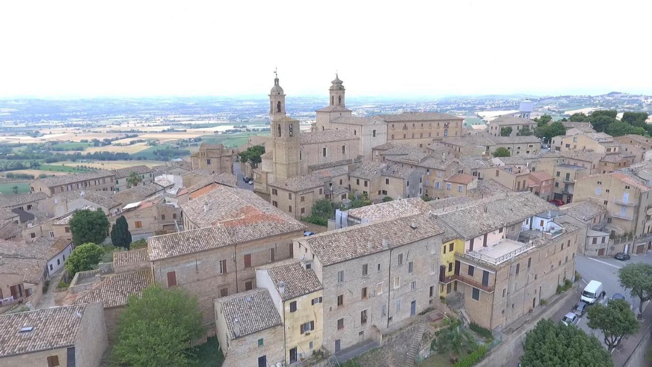 Il Castello Affittacamere Montecosaro  Exterior photo