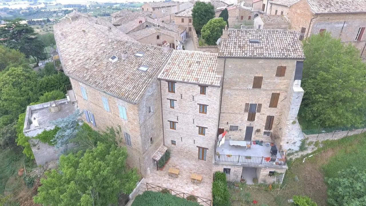 Il Castello Affittacamere Montecosaro  Exterior photo